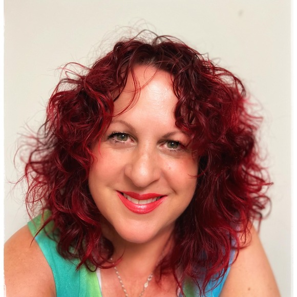 Meet your Posher, Josée - Picture 1 of 1